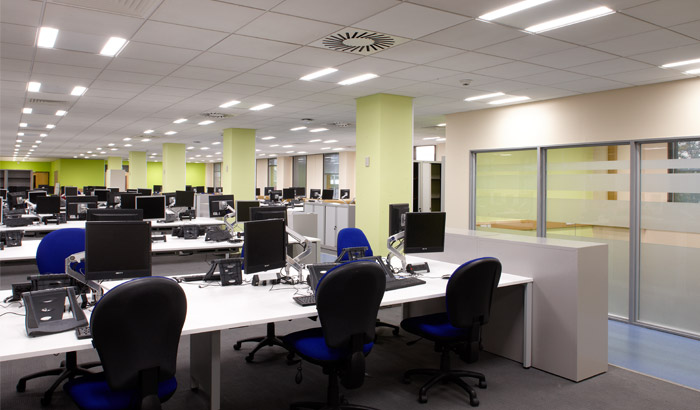 Exploring the Benefits and Drawbacks of General Lighting in Home and Work Environments
